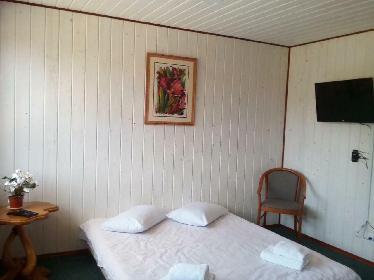 Hotel Galushko Mykuljtsjin Eksteriør bilde