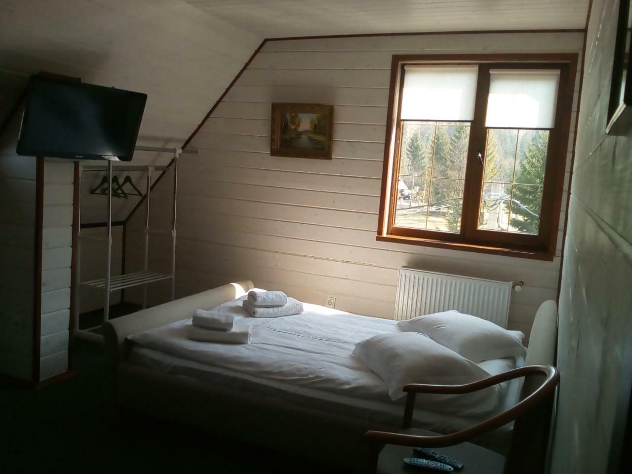 Hotel Galushko Mykuljtsjin Eksteriør bilde