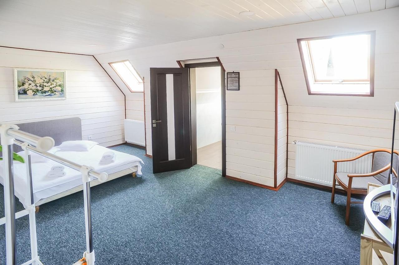 Hotel Galushko Mykuljtsjin Eksteriør bilde